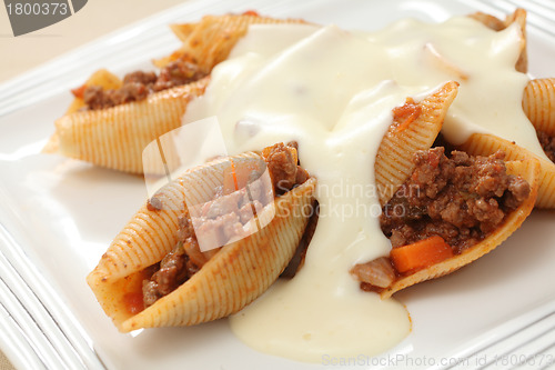 Image of Stuffed pasta shells