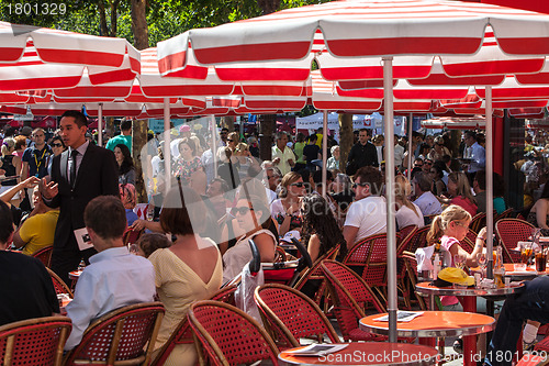 Image of Red Terrace on Avenue des Champs Elysees