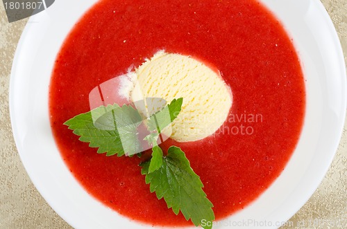 Image of Strawberry soup