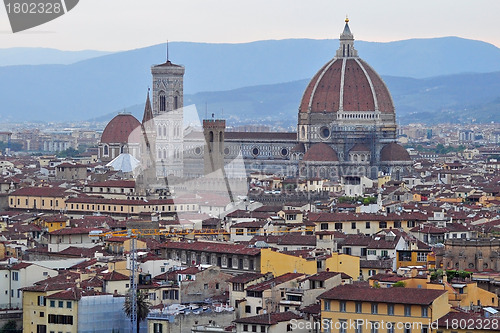Image of Duomo in Florence, Italy at sunset