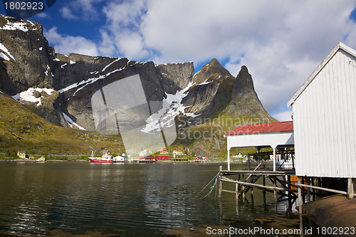 Image of Fishing port in Reine