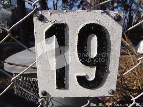 Image of 19