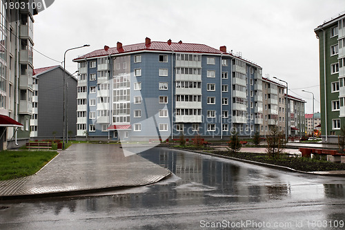 Image of city street in the rain