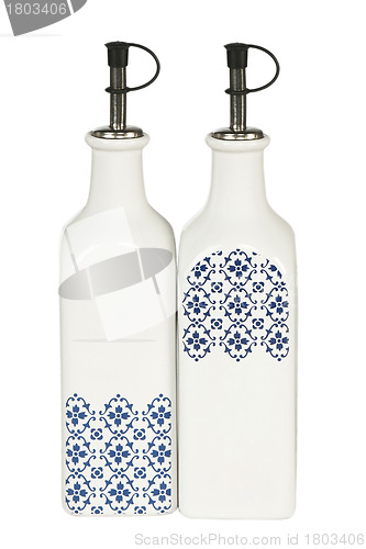 Image of oil and vinegar bottles 