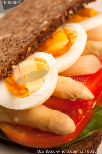 Image of Rye bread sandwich