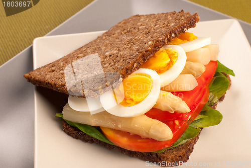 Image of Rye bread sandwich