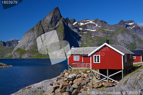 Image of Rorbu hut on Lofoten