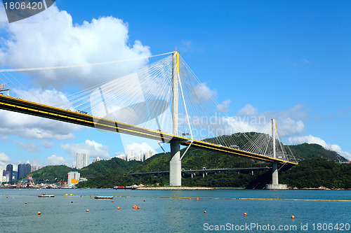 Image of Ting Kau bridge in Hong Kong