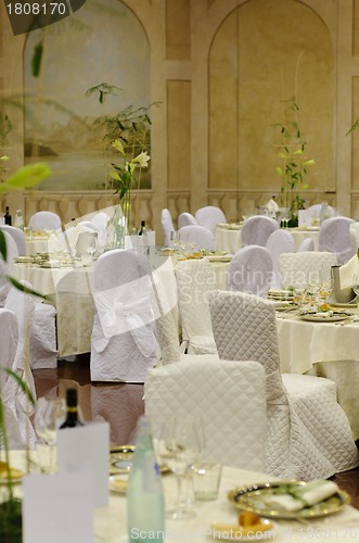 Image of Wedding tables for indoor dinner