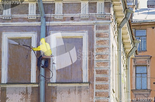 Image of Cleaning service worker