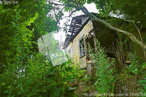 Image of Dilapidated house 