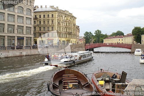 Image of Red Bridge