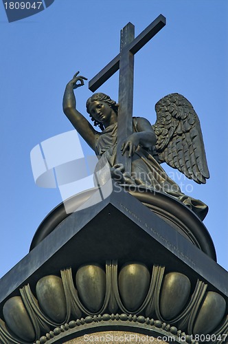 Image of Angel atop the Alexander Column