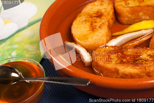 Image of Torrijas in white wine