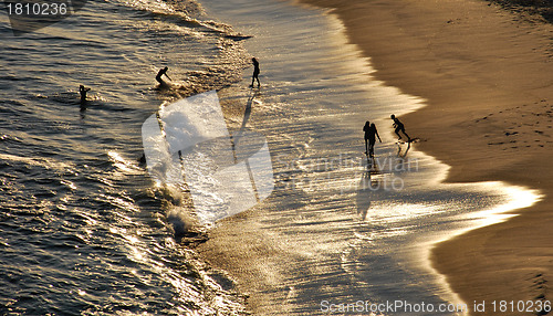 Image of Sunset on Piratininga beach 