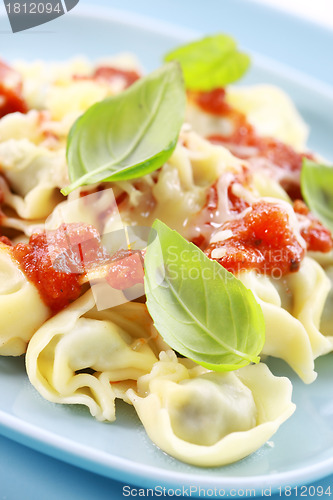 Image of Small tortellini with tomato sauce and cheese