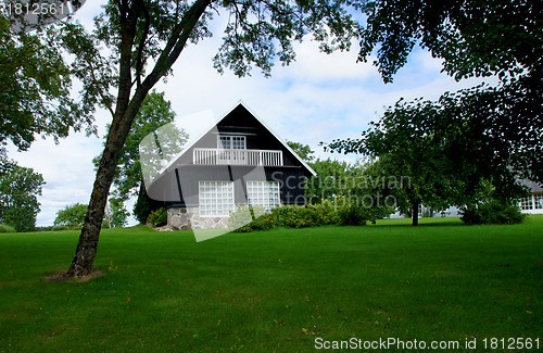 Image of The wooden house