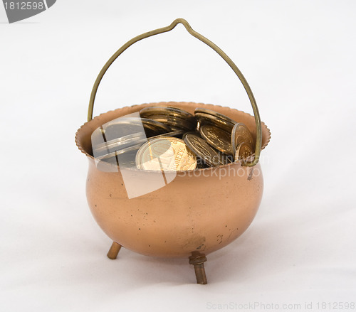 Image of Small cauldron with coins