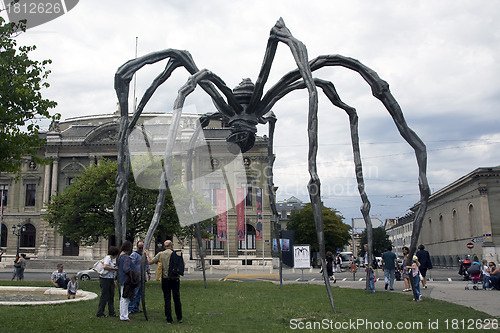 Image of Maman spider sculpture