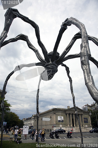 Image of Maman spider sculpture