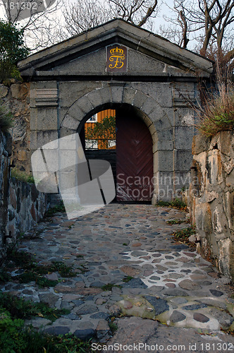 Image of Entrance in old stone # 01