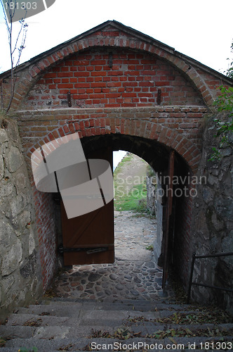 Image of Entrance in old stone  # 02