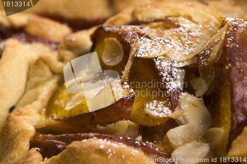 Image of Homemade tart with peach fruits