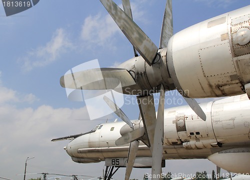 Image of Old plane engine