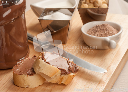 Image of Choco spread and ingredients