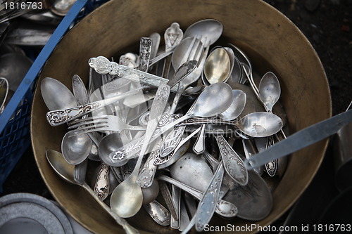 Image of silverware