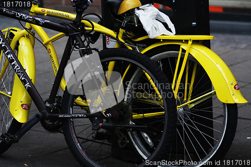 Image of Yellow bike