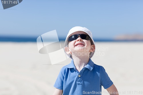 Image of toddler at the beach