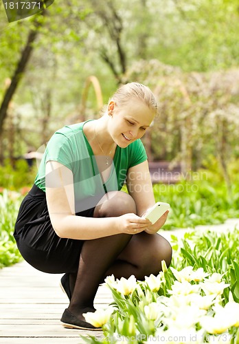 Image of Girl makes a photo