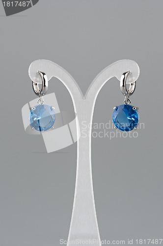 Image of Woman earrings