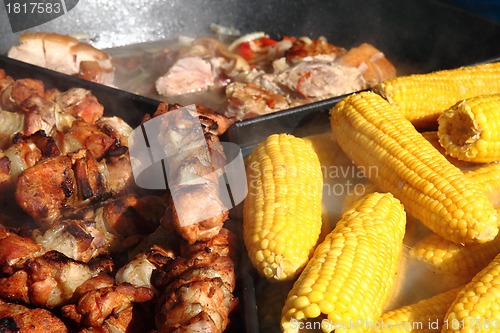 Image of corn and meat 