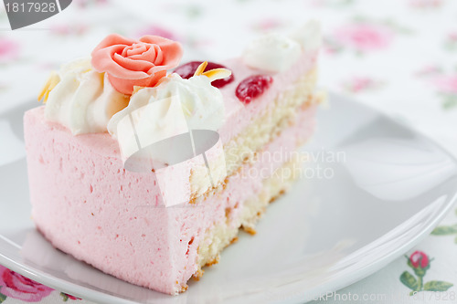 Image of Strawberry cream cake