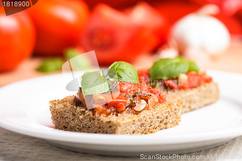 Image of Crostini with tomato