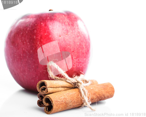 Image of Apple and cinnamon