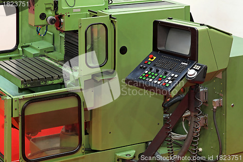 Image of Metal lathe machine