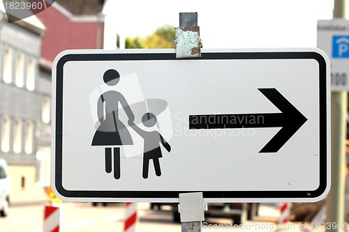 Image of pedestrian sign