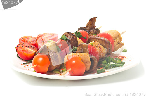 Image of Roasted chicken with mushrooms and tomatoes 