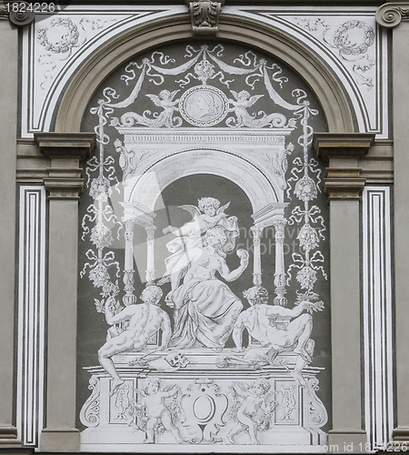 Image of Artwork on back wall of University building in Vienna