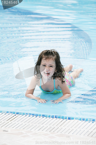 Image of little girl in the pool 