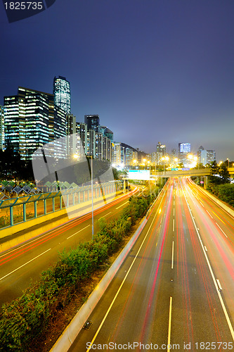 Image of traffic in downtown at night