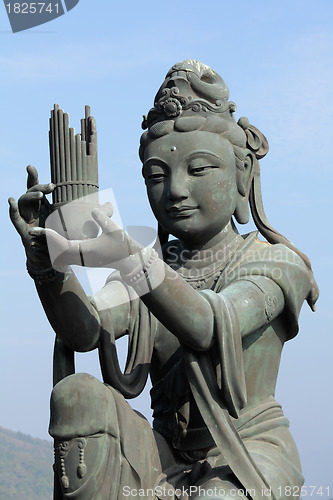 Image of statue in chinese temple