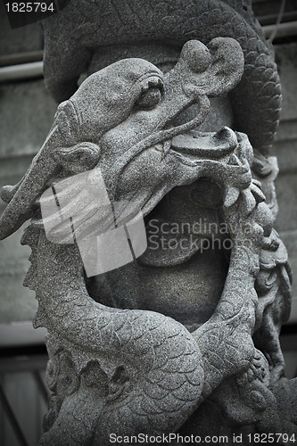 Image of chinese dragon statue