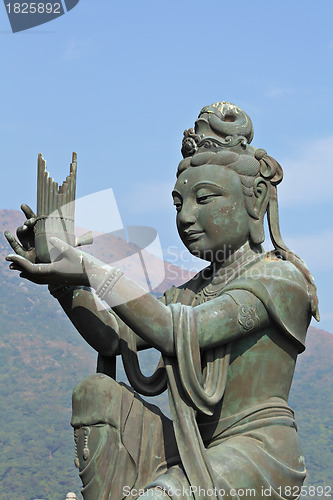 Image of statue in chinese temple