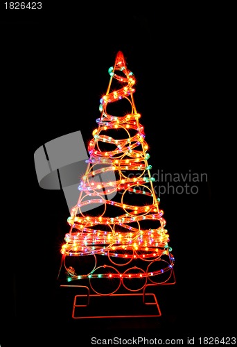 Image of xmas tree from the christmas lights