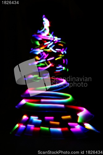 Image of xmas tree from the christmas lights