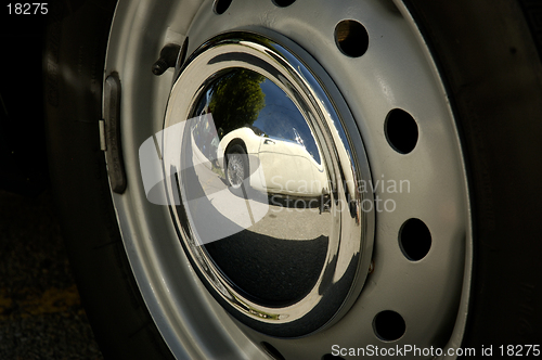 Image of Hubcap Reflection
